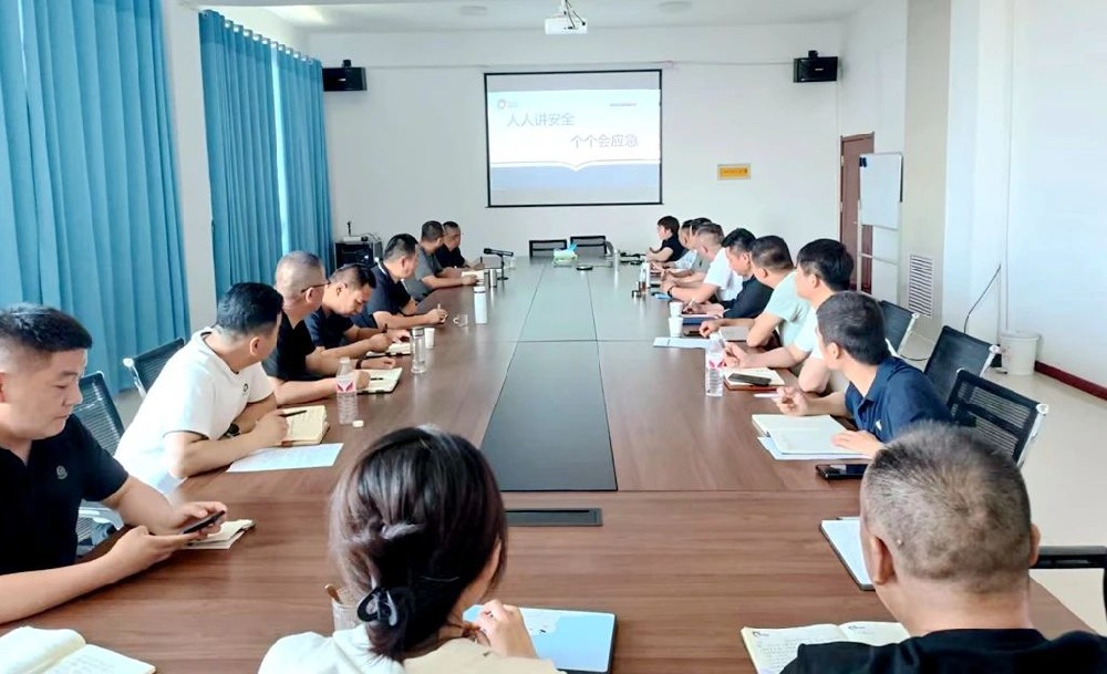 甘肅前進(jìn)集團(tuán)牧業(yè)單元組織開(kāi)展“人人講安全、個(gè)個(gè)會(huì)應(yīng)急”培訓(xùn)